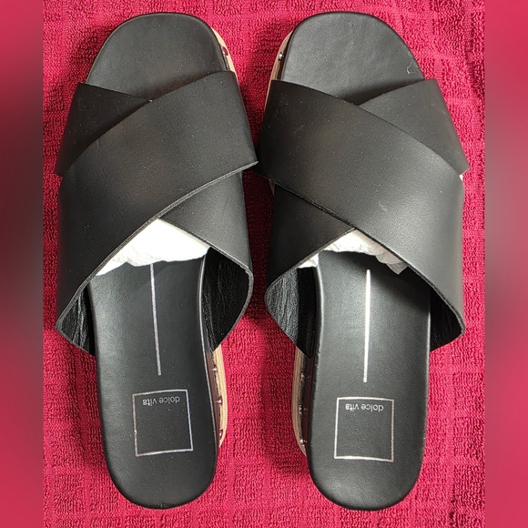 Dolce Vita Gracy Platform Sandal. - Picture 1 of 5